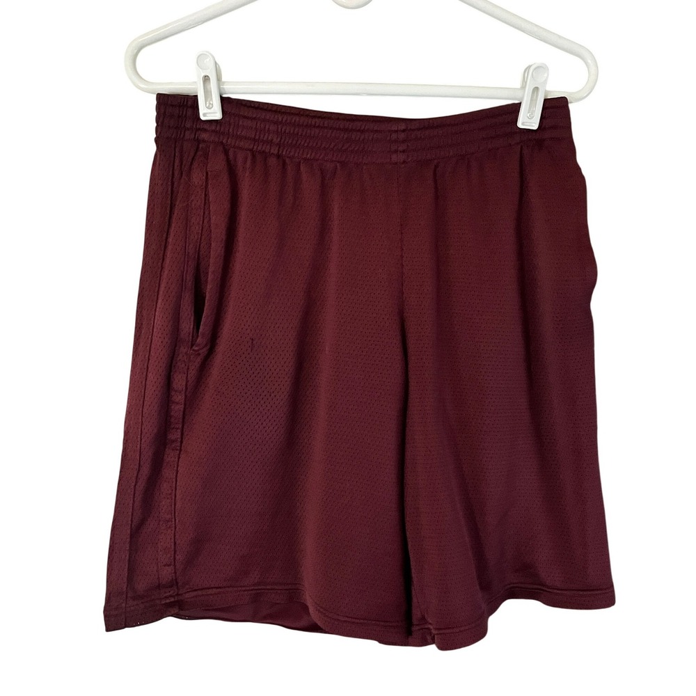 Champion Men's Burgundy Mesh Athletic Shorts Size M Elastic Waist Pockets